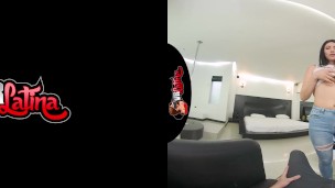 VRLatina.com – Sexy Ass, Cute Faced Babe In VR